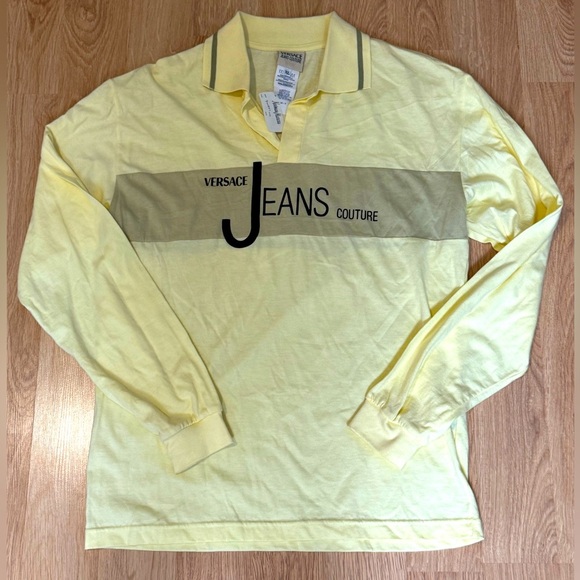 VERSACE JEANS COUTURE Vintage 90s Dead Stock Butter Yellow Polo Medusa XL NWT - Picture 1 of 8